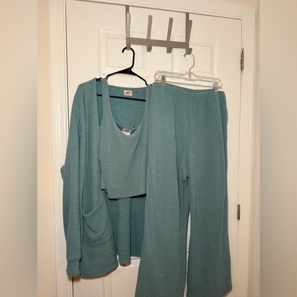 YITTY by Fabletics Pet Me Tank, Pants and Cardigan Set